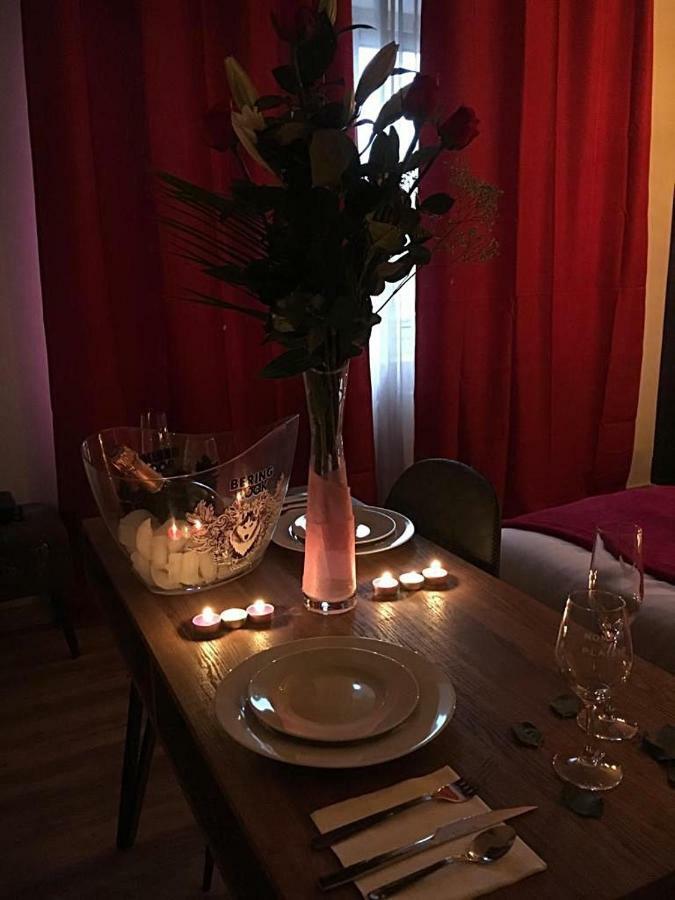 Hotel L'Ange De La Vallee Ойонакс Екстериор снимка