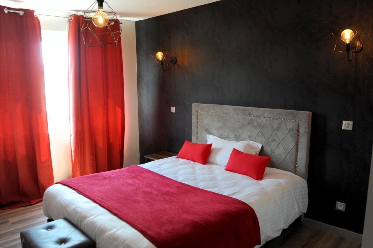 Hotel L'Ange De La Vallee Ойонакс Екстериор снимка